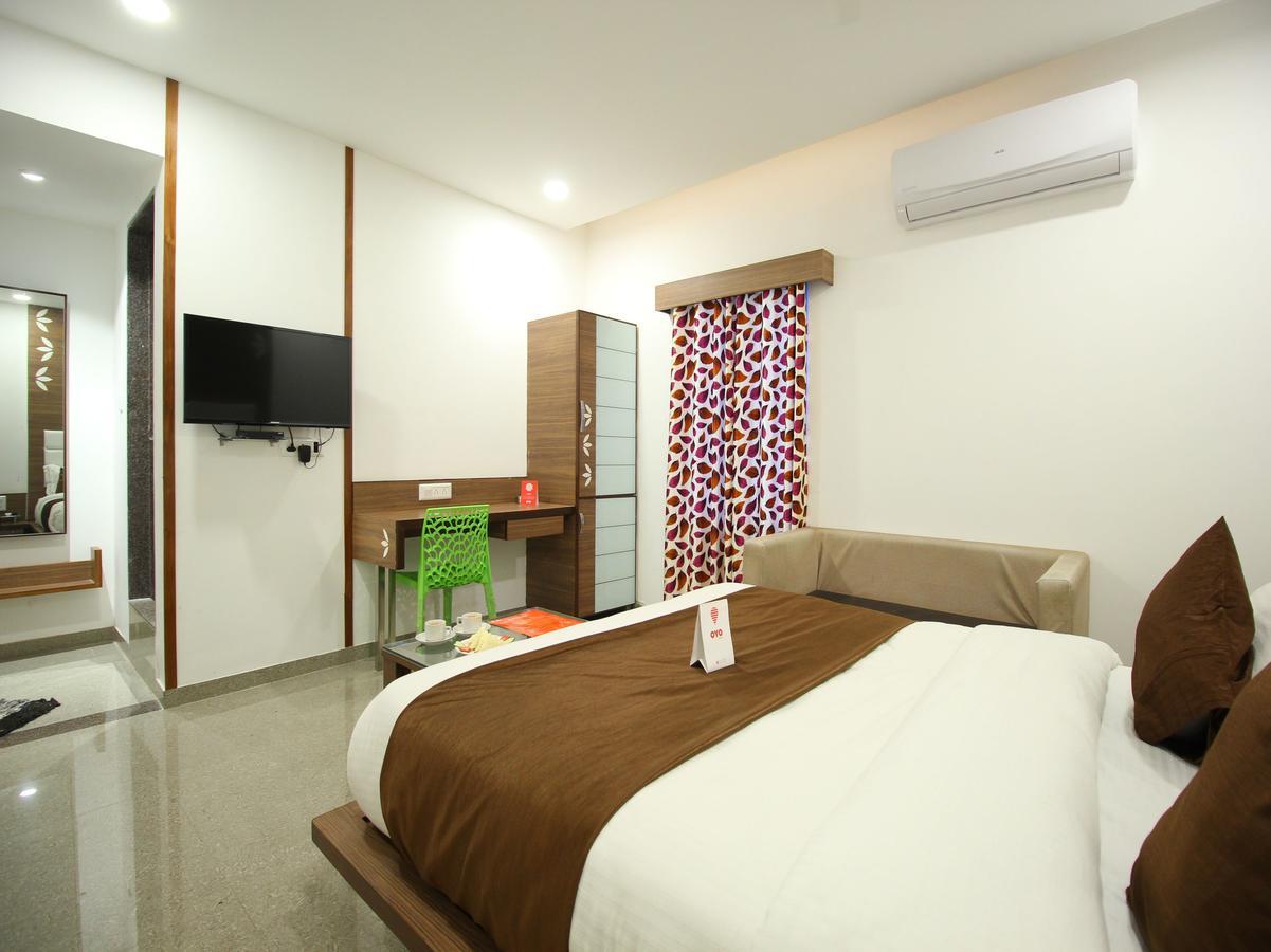 Hotel Salute Ahmedabad Exterior foto