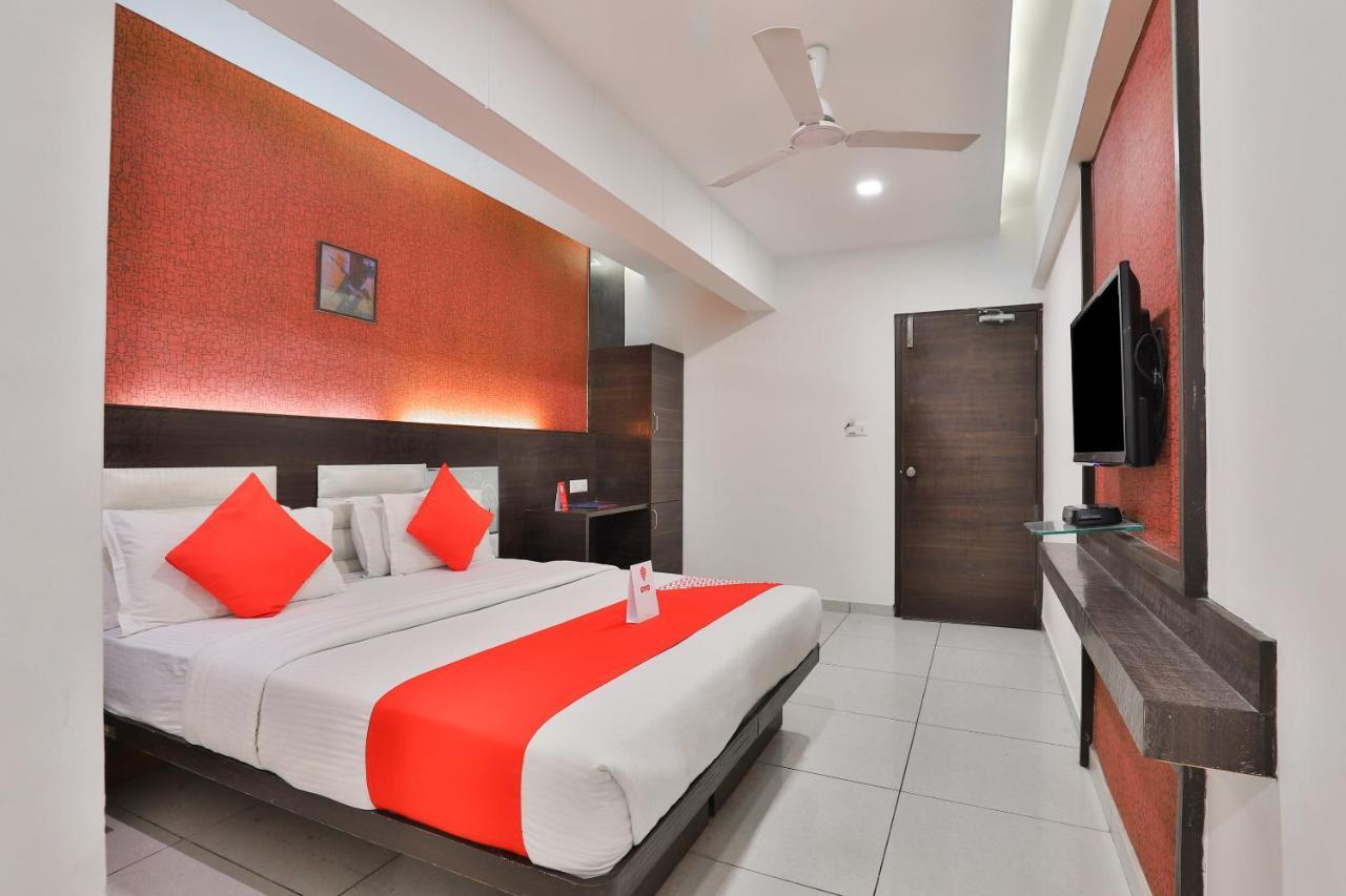 Hotel Salute Ahmedabad Exterior foto